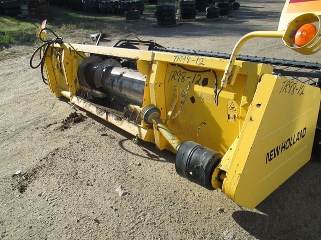 PMH-Y HEADER W/14FT SWATHMASTER PICK-UP